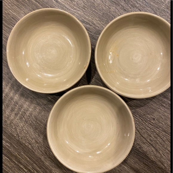 🌻3 Plate Set Table Tops Gallery Cabernet 4”Plates - Picture 2 of 3